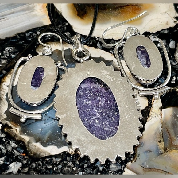 “The Peace Stone” Lepidolite Pendant & Earrings Set - Picture 8 of 14